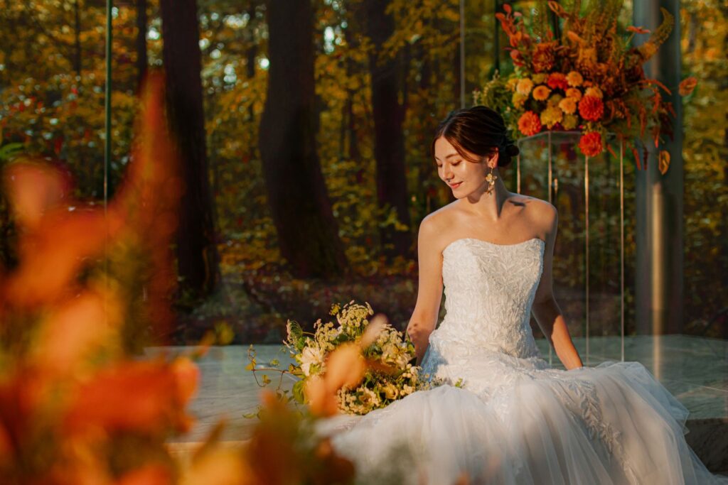 秋色に染まるチャペル