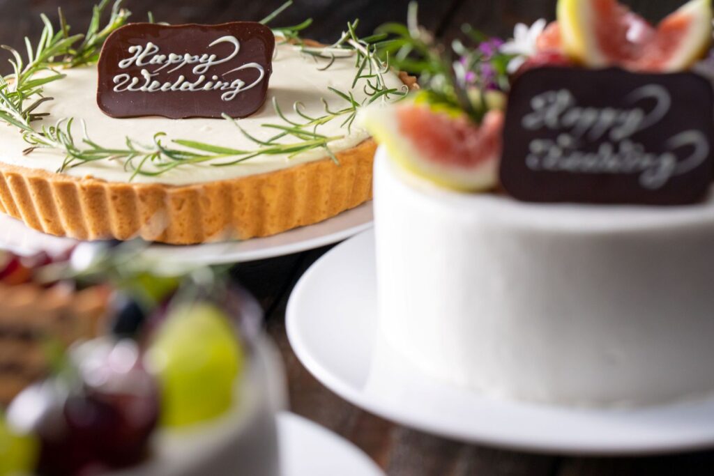幸せを彩るウェディングケーキ