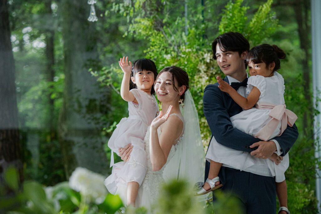 森のチャペルで叶える幸せのファミリーウェディング