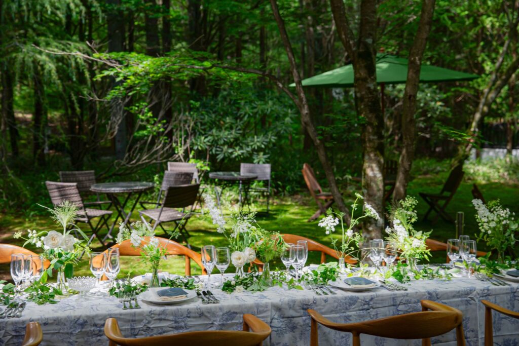 光と緑のシャンゼリゼ