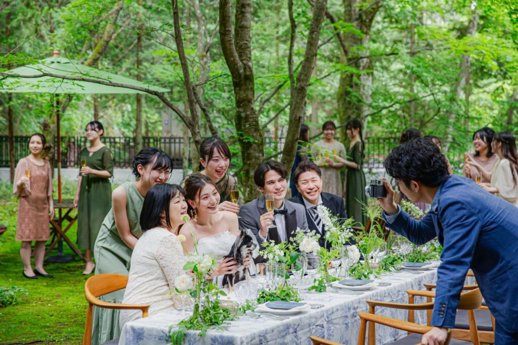 森に包まれる感動の宴