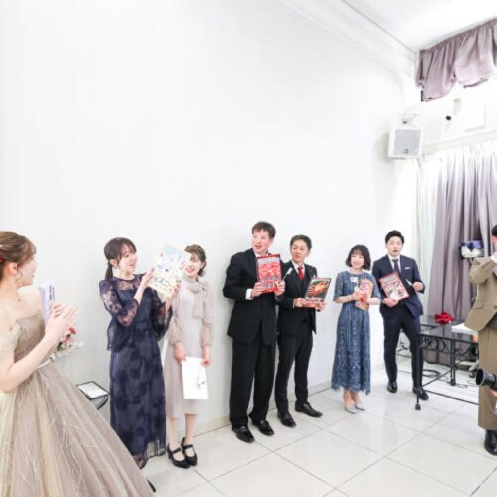 抽選会のイベントは、会場全体が笑顔になる楽しい時間。アネーリ軽井沢で、絆が深まるアットホームなパーティを。