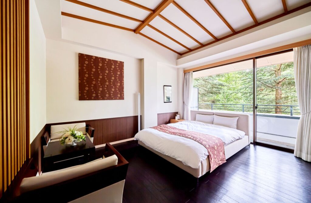 軽井沢の自然を感じる和モダン