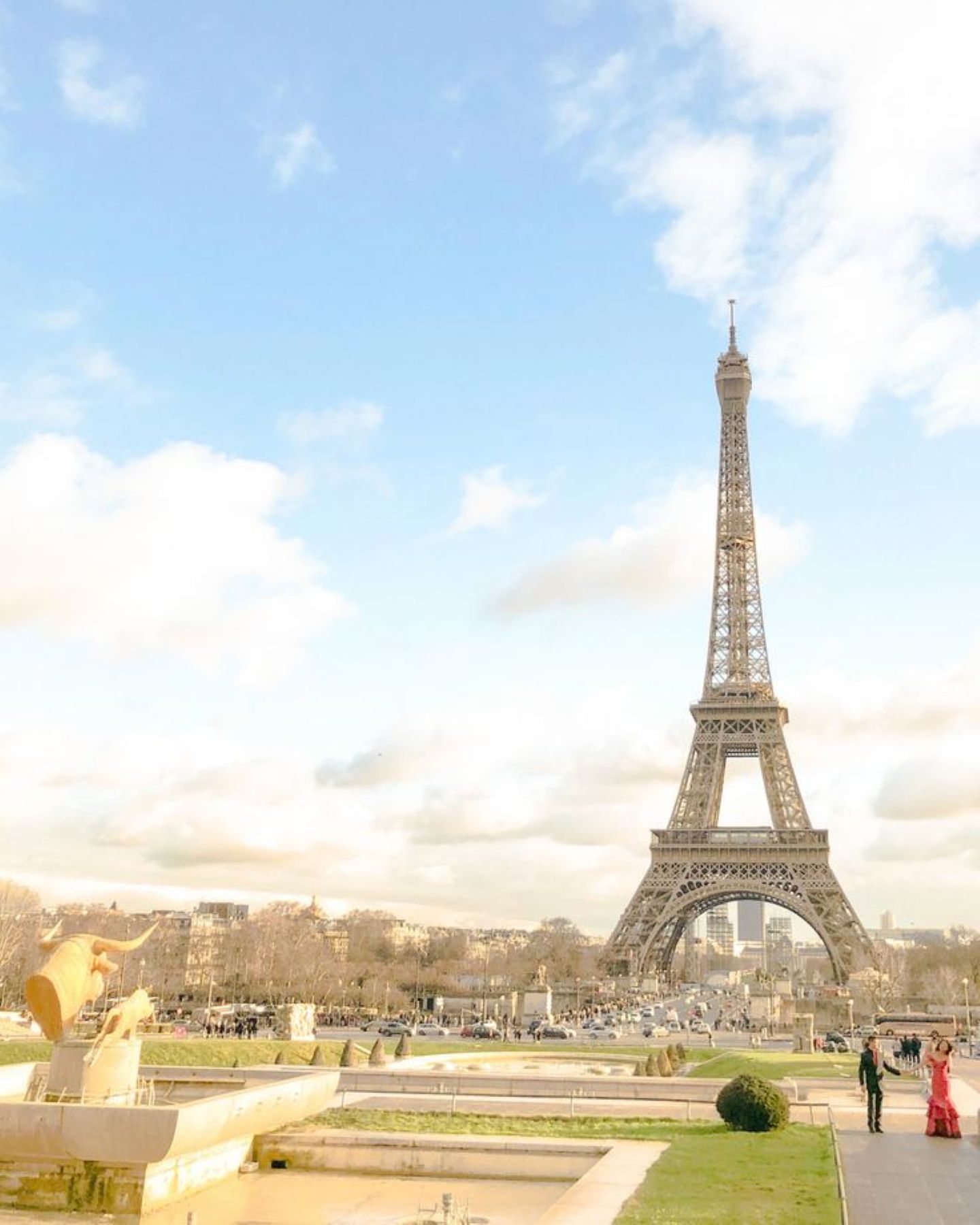 軽井沢の優雅な挙式の後は、花の都フランスへハネムーン。美食と芸術を巡るロマンチックな新婚旅行を満喫しましょう。