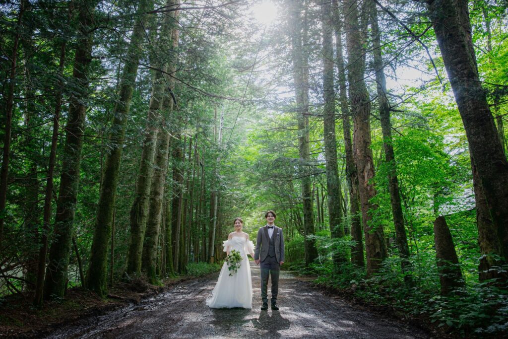 軽井沢の森のフォトウェディング