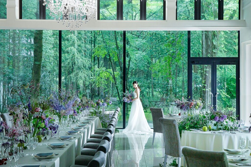 森の光が輝く披露宴