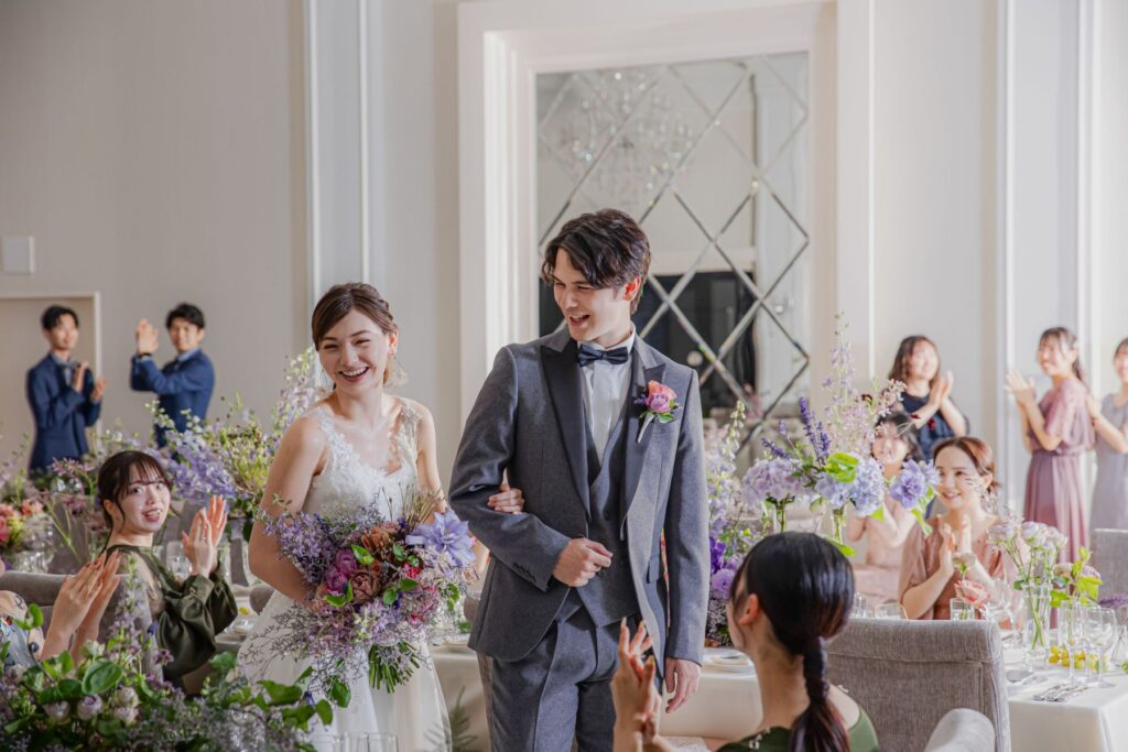 祝福が響き渡る会場