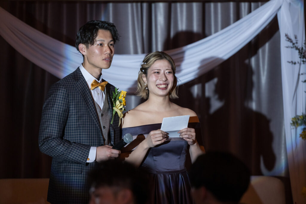 ゲストへの感謝を胸に迎える結び。主役を囲む温かい 時間が、軽井沢の特別な一日を締めくくる。