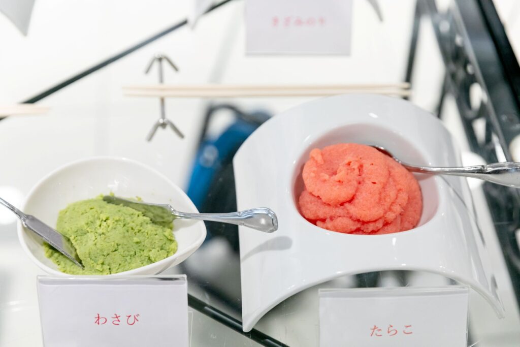 信州の旬の食材で彩る、締めに嬉しい特製お茶漬けビュッフェ。わさび、たらこなどおもてなしの心を感じるこだわりの逸品です。