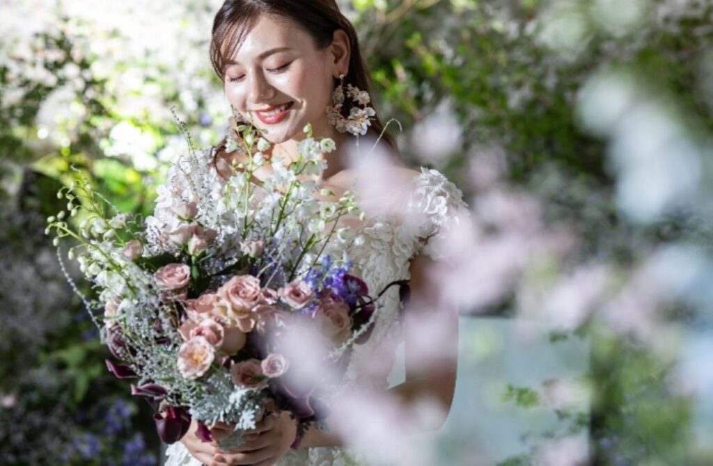 軽井沢の特別なロケーションに映える透明感を。花嫁美容で肌の悩みを解消し、当日最高の輝きを放つ美肌を手に入れて。