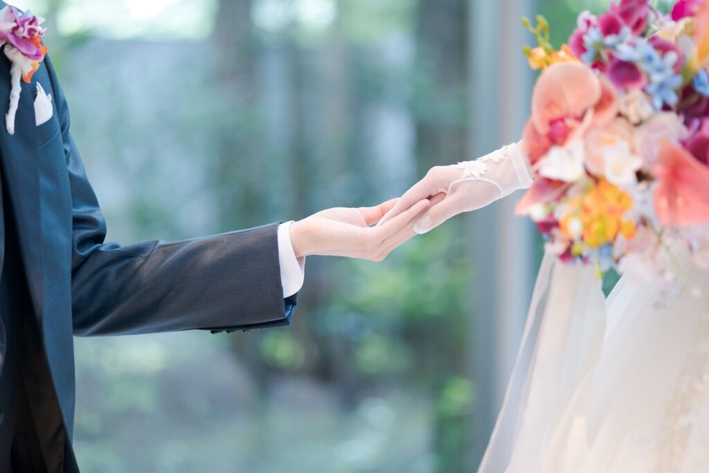 プロポーズ成功のその瞬間から、二人の新しい物語が始まります。結婚への第一歩となるプロポーズの準備を、アネーリ軽井沢のプロポーズガイドが徹底サポート！