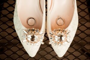 wedding-shoes-2207205_1920