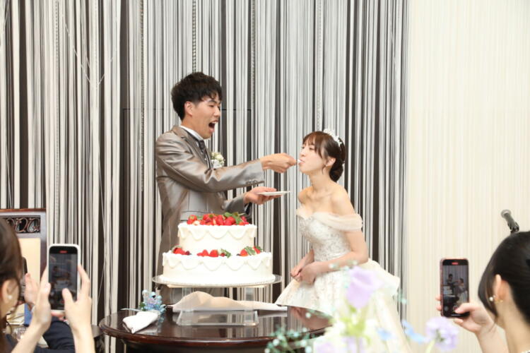 ファーストバイト🍰