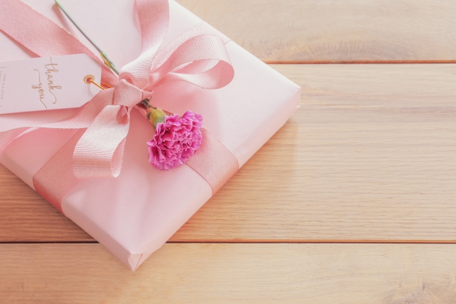 引出物の定番「カタログギフト」