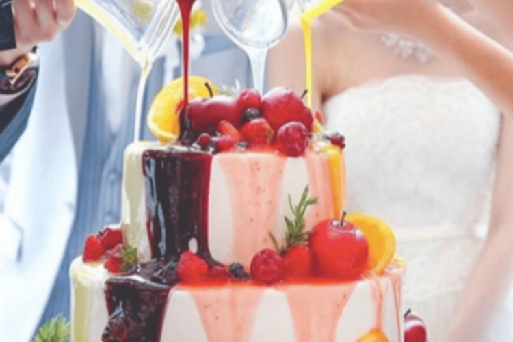 初めての共同作業を入刀以外で！カラードリップ✨