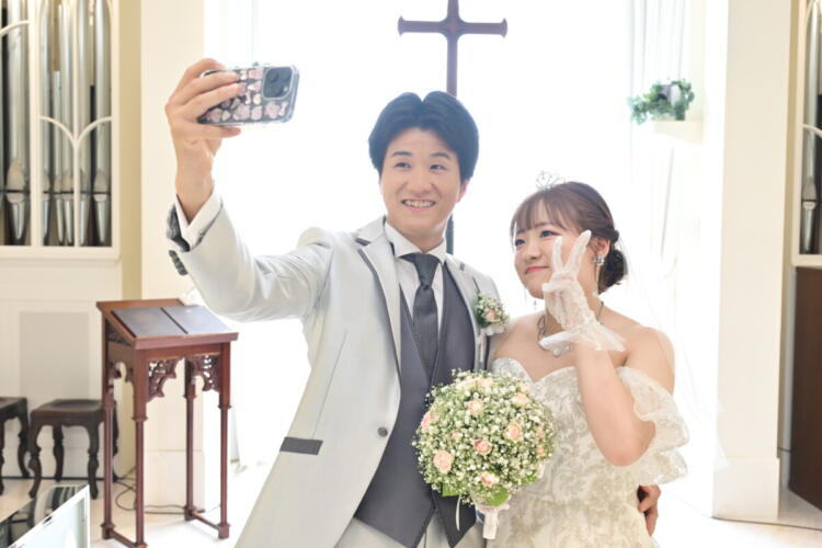 SNSでの入籍報告はあり？