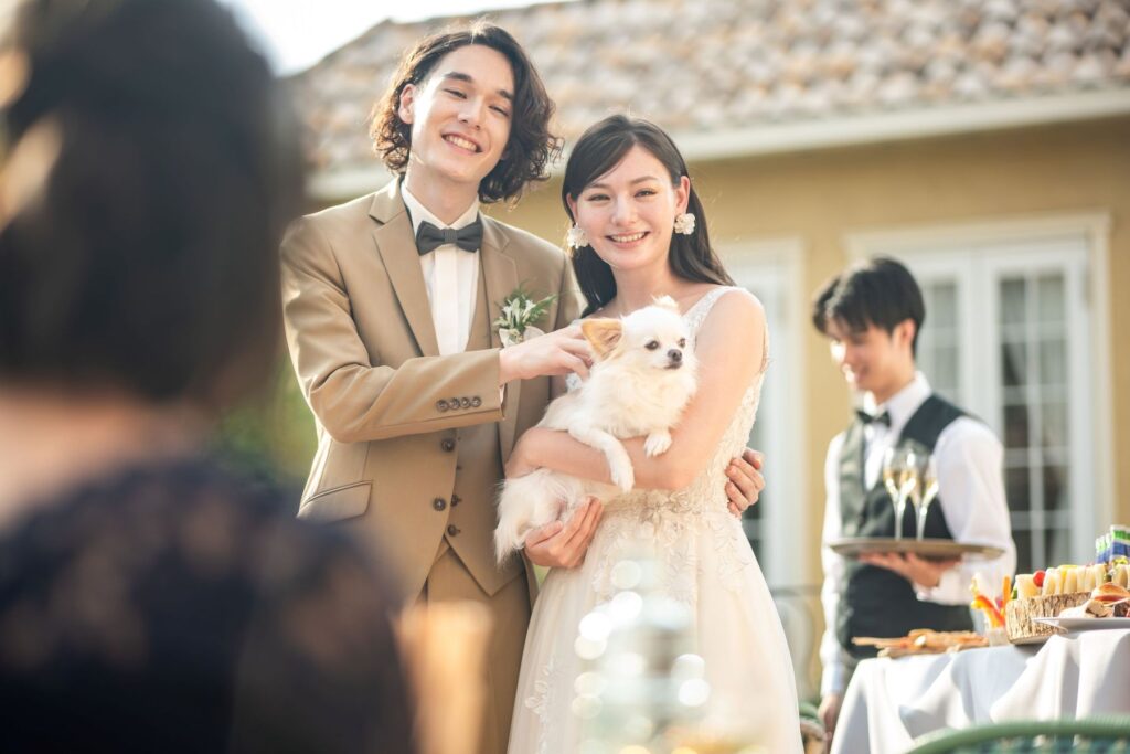 大切な家族、愛犬も一緒に！笑顔あふれるペットウェディングの瞬間