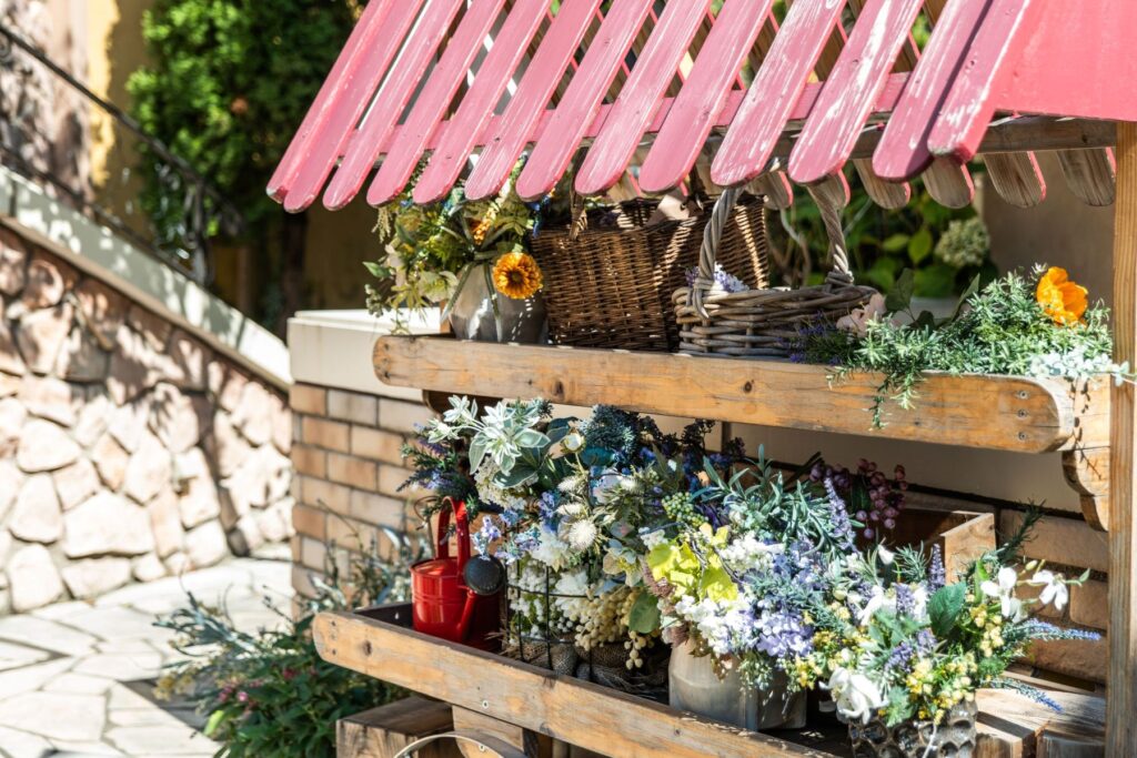 さいたま市のリゾートエントランス！ 温かい笑顔でゲストを迎える南欧風ウェディング。