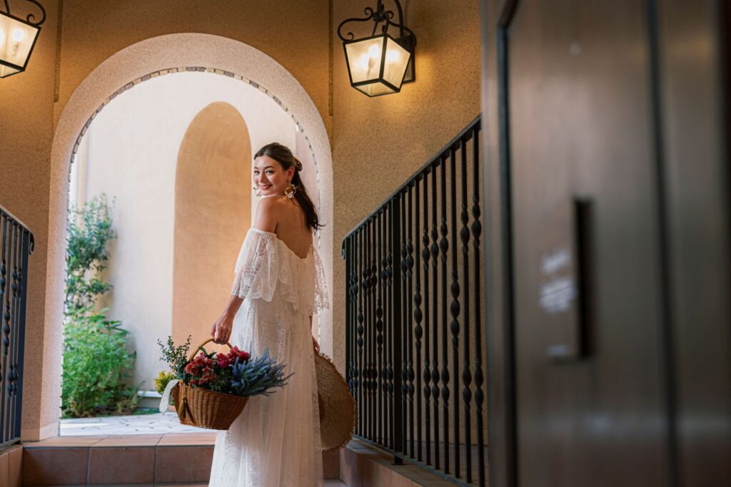 ゲストとの距離が近づく！ 親密な会話とBBQを楽しむアットホームなテラスパーティ。