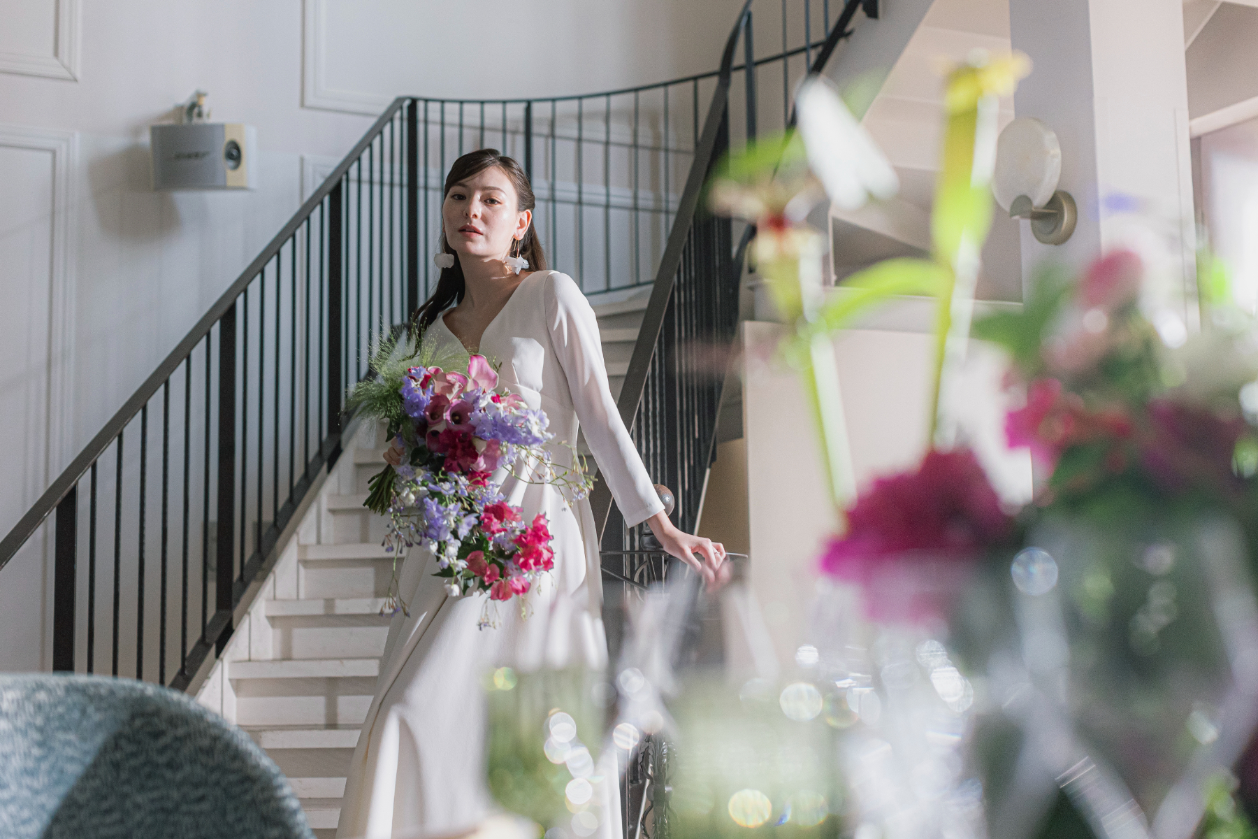 結婚式場アネーリ大宮。人気のホワイトの披露宴会場。