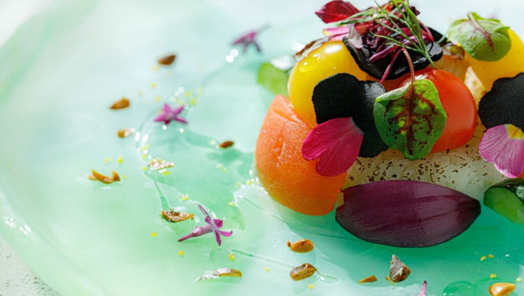 見た目も美しく味も美味しく。披露宴を彩ります。